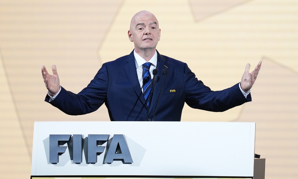 瑞士4-1瑞典距离世界杯仅差一分，扎卡点射，恩多耶传射