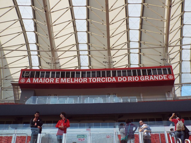 通过影像艺 通过影像艺